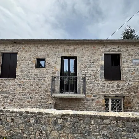 Apartment αρχοντικό κάτω βρύση